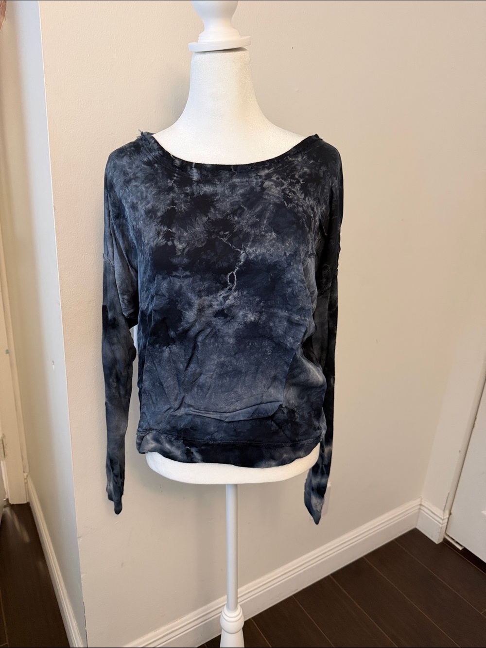 River + Sky Black and Gray Tie-Dye Boatneck Long Sleeve Top